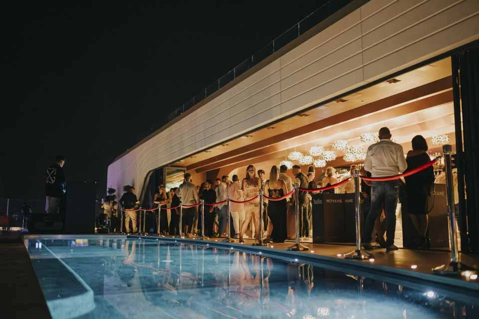 The poolside gathering · Noyane · September 2024