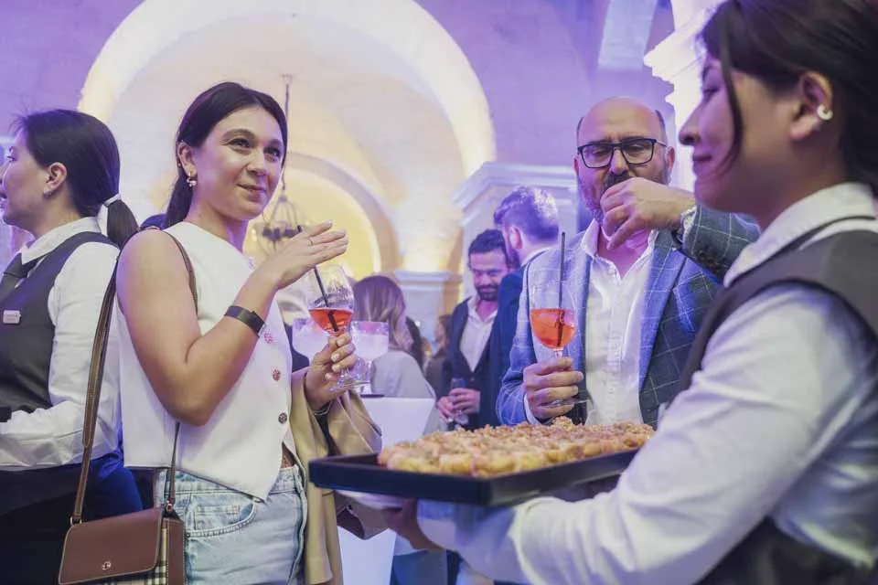 Drinks served to guests · Civil Service Club, Valletta